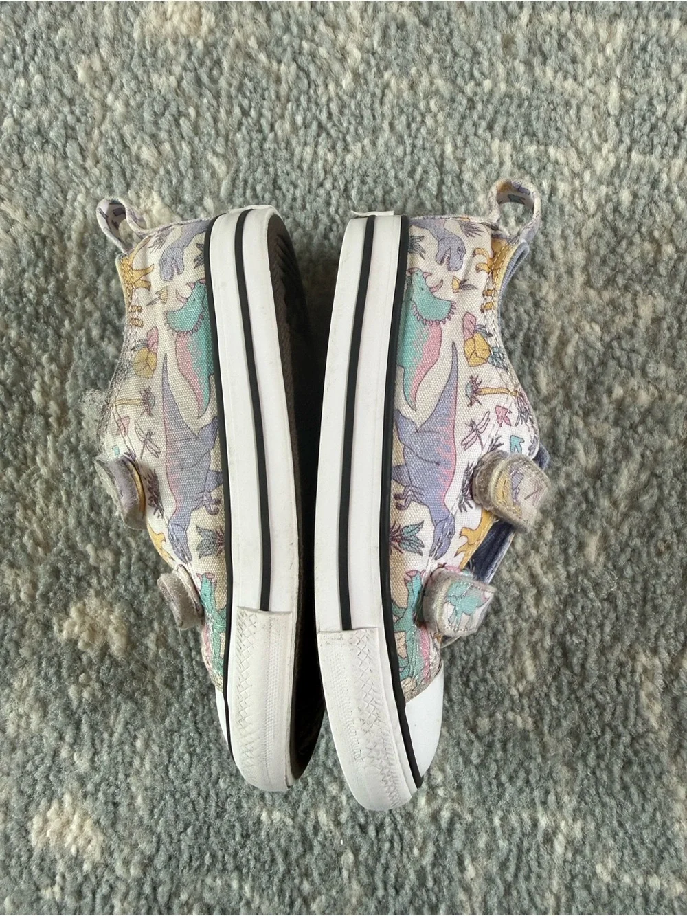 Converse print toe